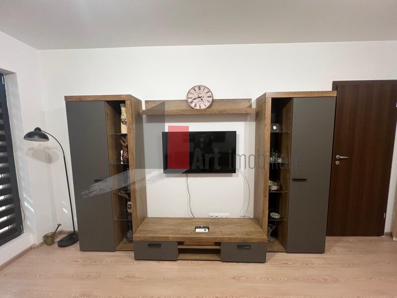 Colentina, apartament cu 2 camere de inchiriat, cu centrala+loc parcare.